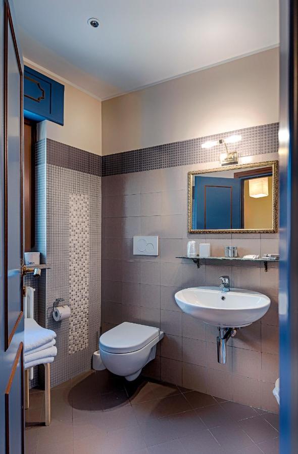 Hotel La Grotta 3*