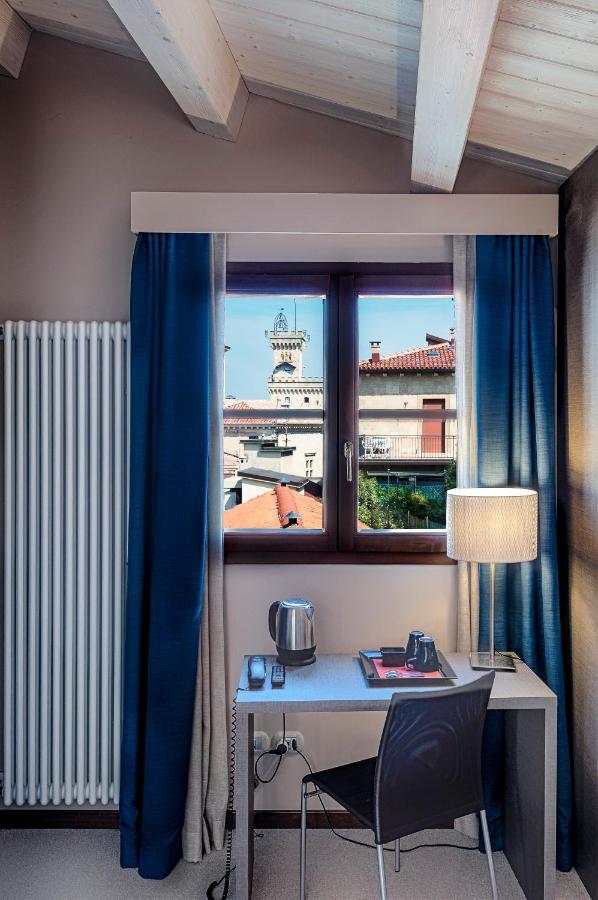La Grotta Hotel